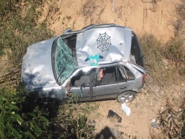 Grave acidente deixa mulher morta e quatro feridos em rodovia de Canarana-BA 