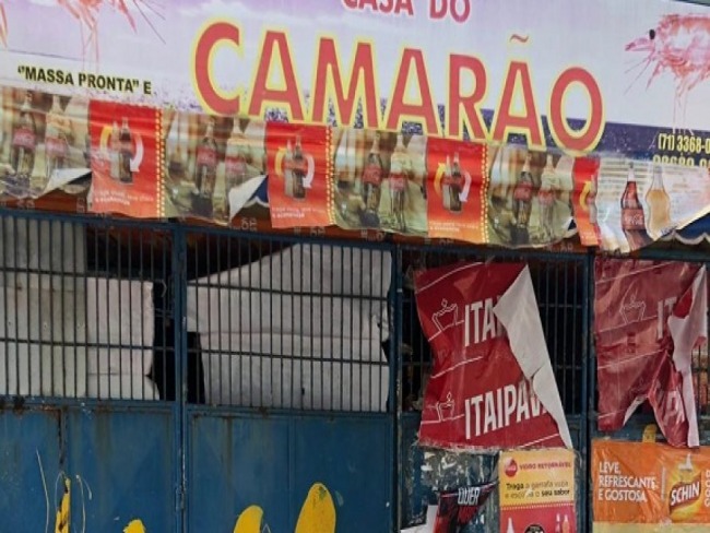 Vdeo mostra momento em que dono de mercado  assassinado na Boca do Rio; assista