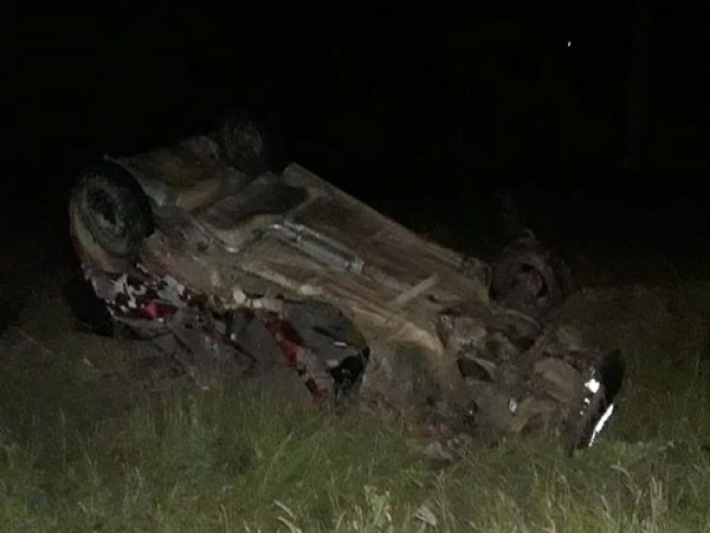 Um homem morre e outro fica ferido aps batida entre carros na BA-120, entre Santaluz e Queimadas