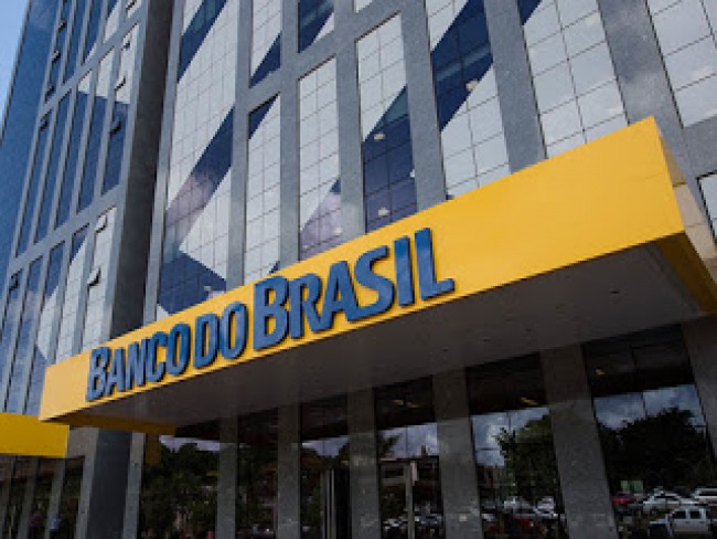 Banco do Brasil anuncia programa com demisses e fechamento de 333 agncias