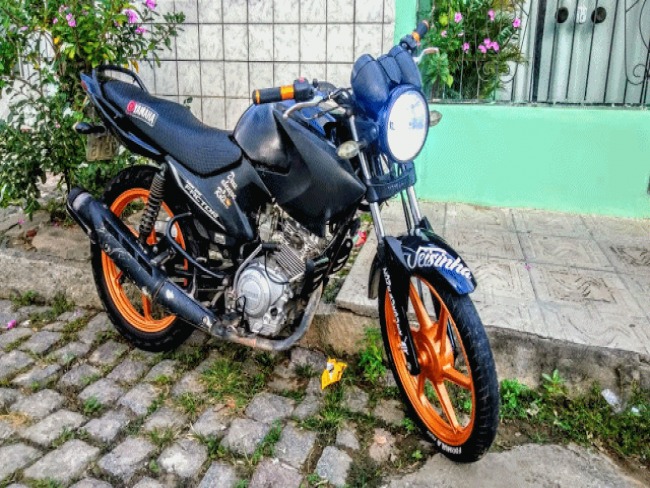 MAIS UMA MOTO FOI FURTADA NAS CASINHAS EM SENHOR DO BONFIM