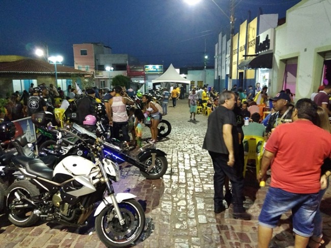Encontro de motociclistas  realizado em Morro do Chapu