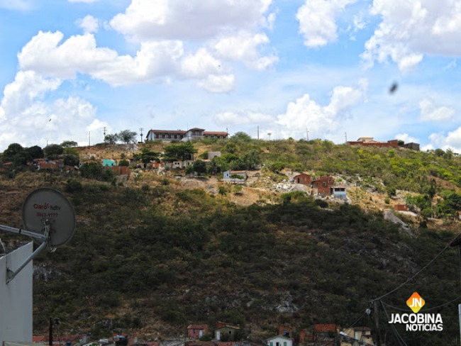 Homem  assassinado a facadas no Bairro do Leader, em Jacobina