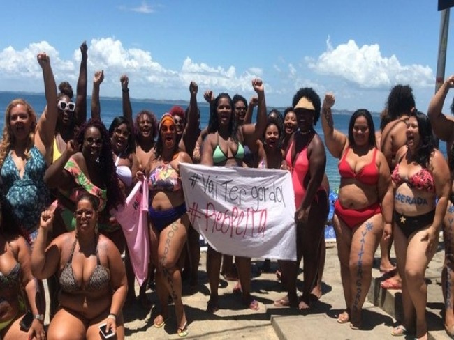 Salvador: Mulheres fazem ato 'Vai Ter Gorda' no Porto da Barra, em Salvador: 