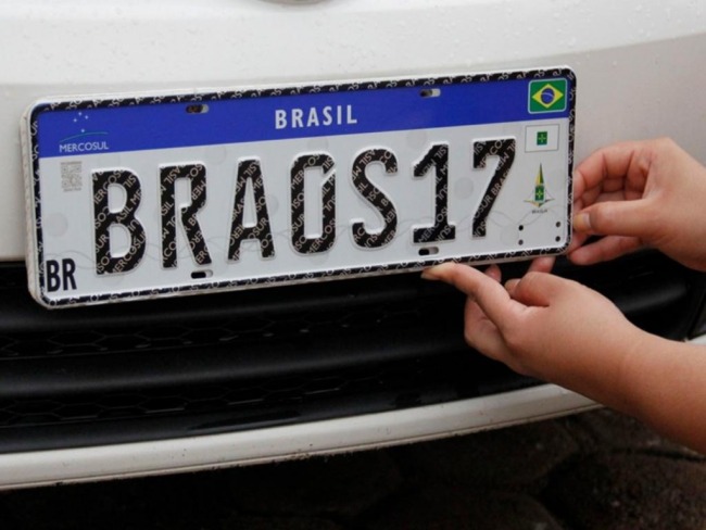 Novas placas Mercosul passam a ser obrigatrias a partir de 31