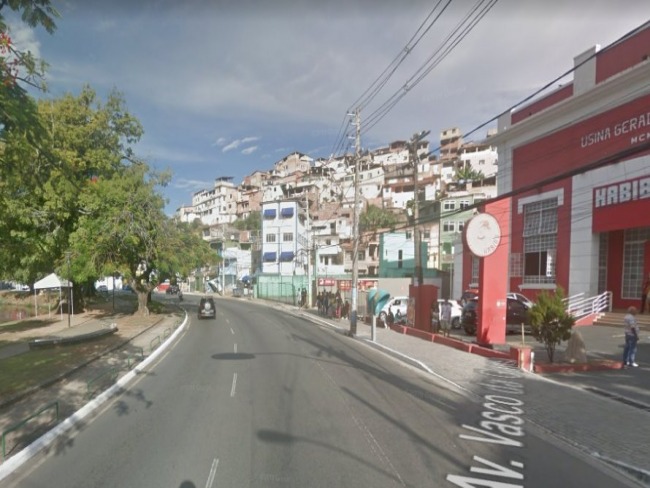 Salvador: Motociclista morre aps coliso com nibus no Dique do Toror
