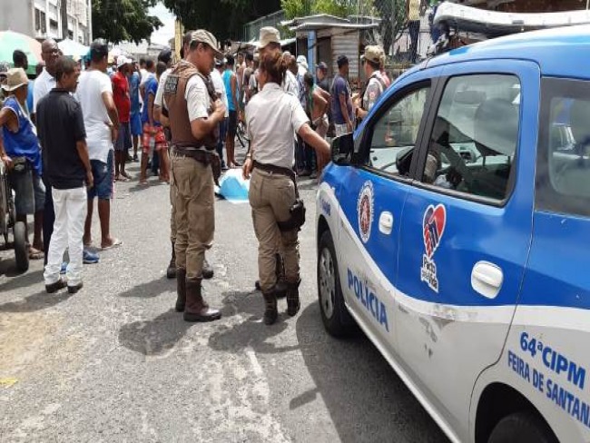 Feira de Santana: Mulher  assassinada a tiros na Feira do Rolo