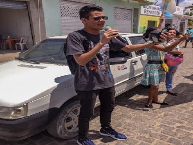 Radialista se filia ao PDT e no descarta disputar vaga na Cmara de Ponto Novo