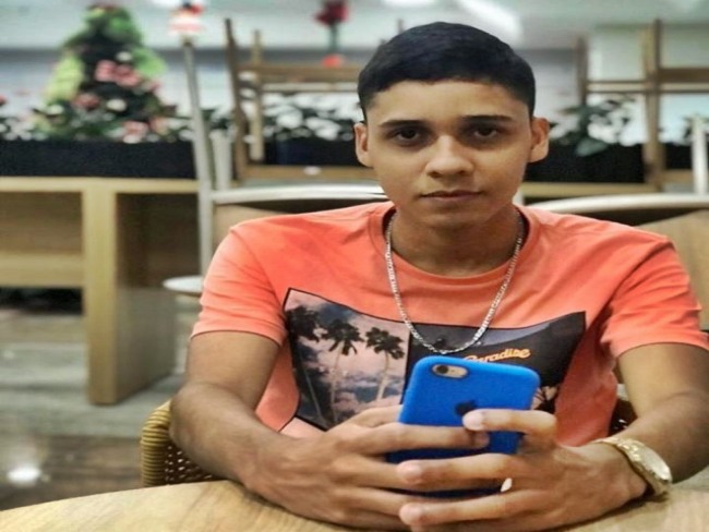 Famlia procura por jovem desaparecido em Feira de Santana