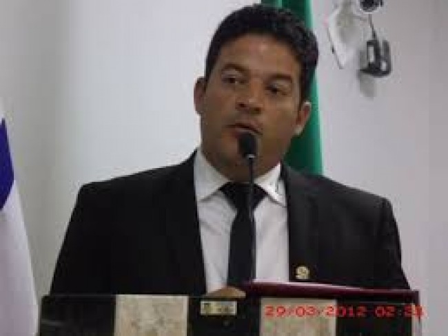 Capim Grosso: Vereador Jamber Dantas elabora Projeto que visa suspenso das parcelas dos consignados dos Servidores Municipais