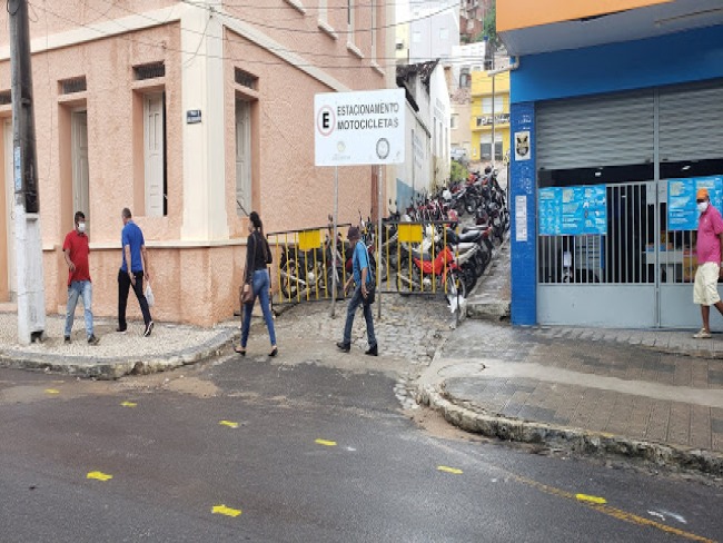 Moto furtada no centro de Jacobina