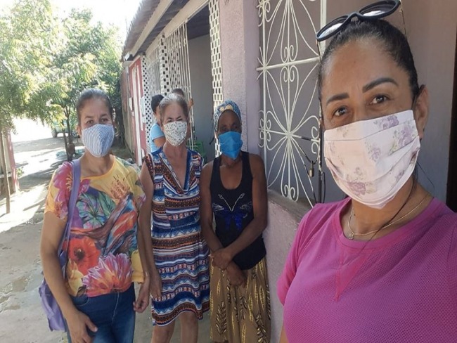 Capim Grosso: Secretaria de Assistencia Social distribui mascaras para idosos do (SCFV)