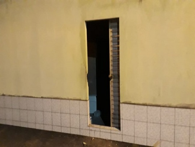 Grupo fortemente armado arromba loja e casas em distrito de Santaluz, mas foge sem roubar nada