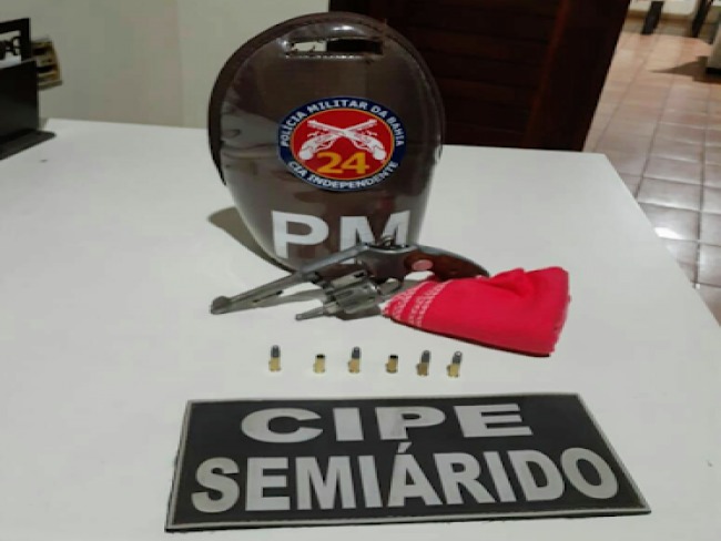 Homem confronta a ao policial militar da 24 CIPM,  baleado e evolui a bito no municpio de Piritiba