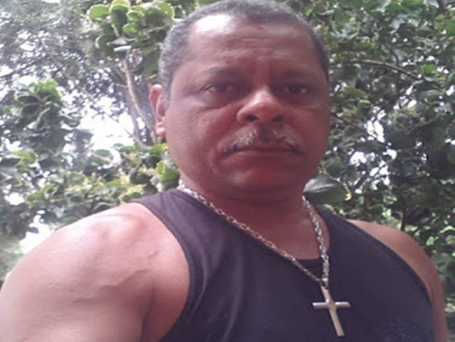 Ex-coordenador da Azaleia  encontrado morto na porta de casa em Itapetinga