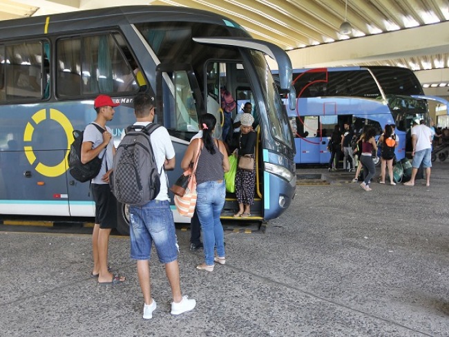 Governo anuncia flexibilizao de transporte intermunicipal em 42 cidades