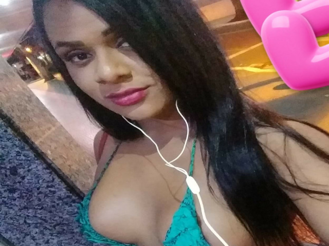 Homem mata transexual com 3 tiros em motel e passa com carro por cima do corpo, veja vdeo