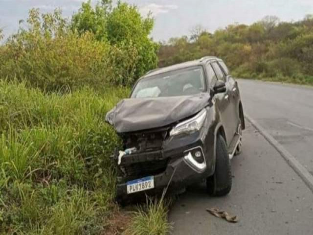 Dois morrem e deputado Mrio Negromonte Jnior fica ferido em grave acidente