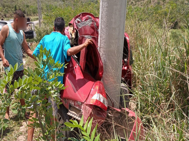 Homem morre em acidente de carro em Campo Formoso