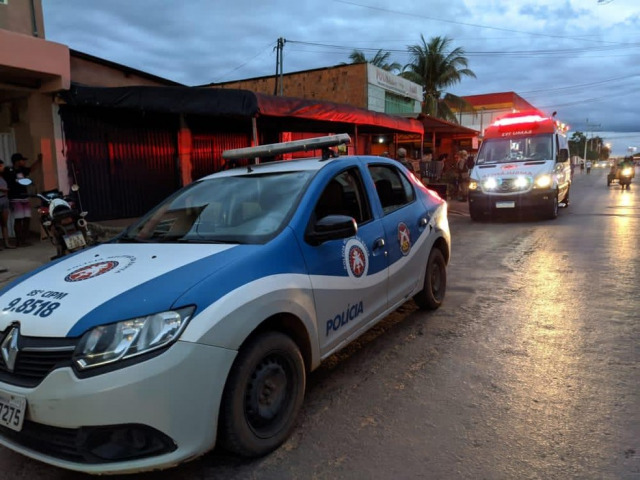 Homens ficam feridos aps briga em bar com faca no oeste da Bahia