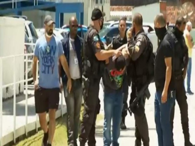 Policial militar sequestra e mata namorada com tiro na boca dentro de universidade 