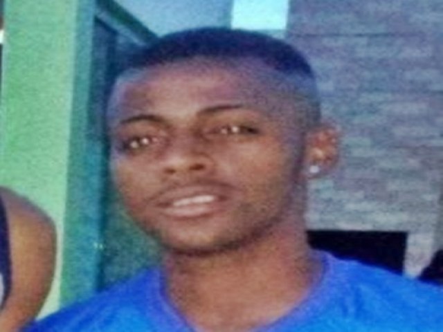 Jovem  morto a tiros em Serrolndia na noite deste sbado 28