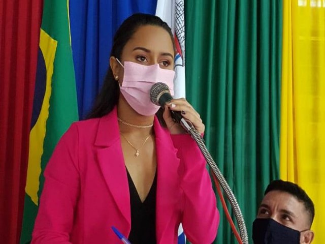 Vereadora mais jovem da Bahia e segunda do Brasil  eleita presidente da Cmara de Vrzea da Roa