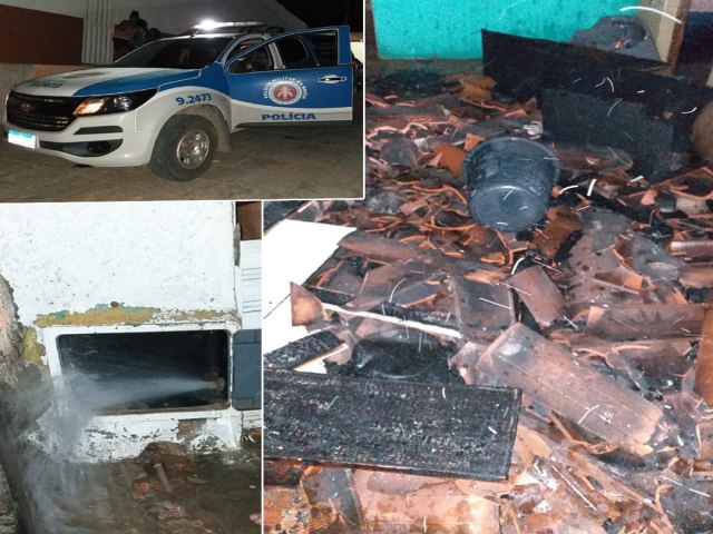 Residncia  incendiada nas proximidades da Jos Cavalcante na noite deste sbado (30) em Miguel Calmon