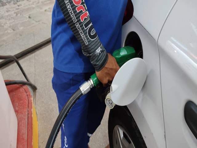 Gasolina chega a R$ 5,13 em Jacobina e deixa consumidor revoltado