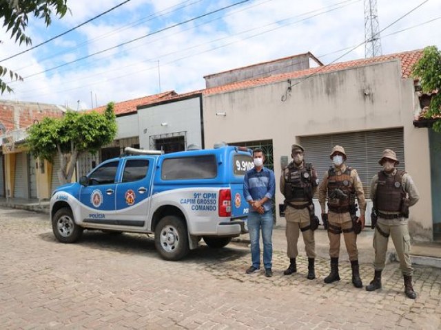 Capim Grosso: Prefeito Sivaldo e representantes da PM discutiram adaptaes do futuro ponto de apoio da Policia Militar em Pedras Altas 