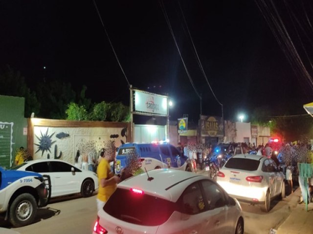Policial  assassinado em bar na noite desta segunda (05) em Juazeiro (BA), veja vdeo
