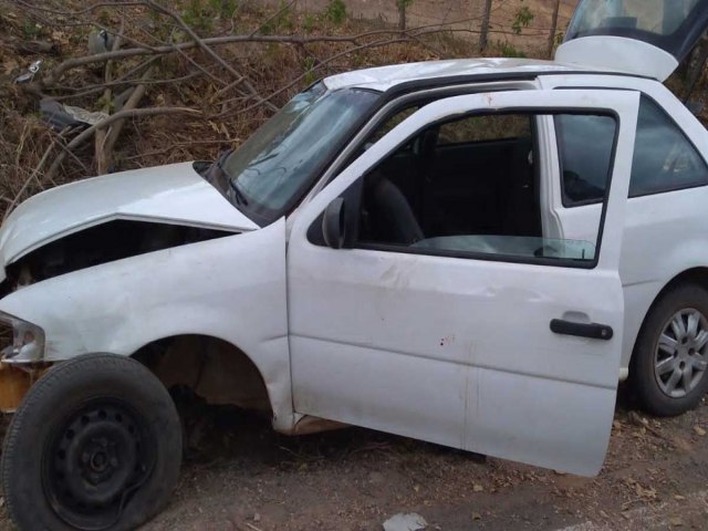 Jacobina: Motorista  preso por embriaguez aps capotar carro na BA-131