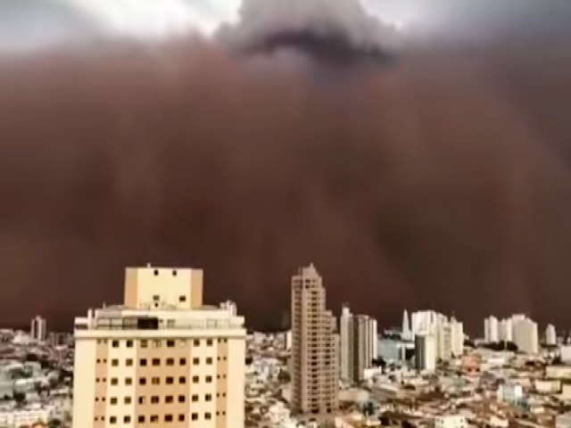 Tempestade de areia atinge interior de So Paulo e transforma o dia em noite