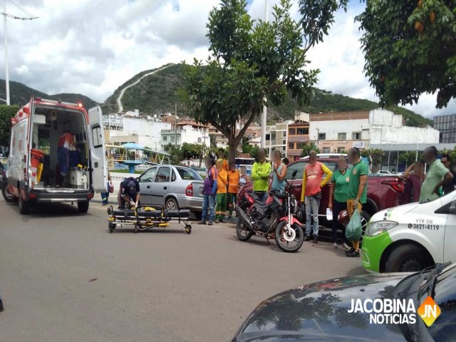Motociclista fica ferido ao colidir moto com carro em Jacobina; vdeo