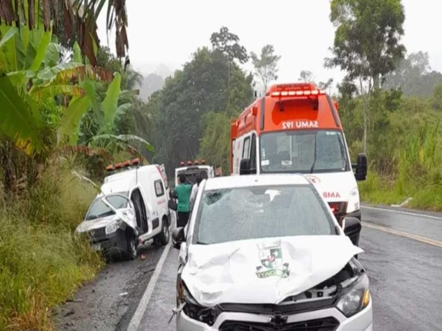 Ubat: Tcnica de enfermagem e motorista morrem em acidente com ambulncia