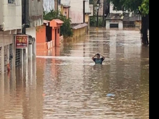 Imagens mostram tragdia causada pelas chuvas em Pernambuco; veja vdeo