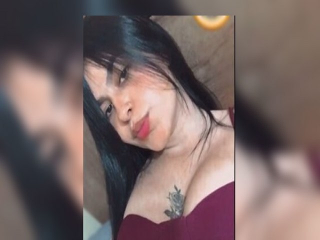 Guanambi: Garota de 19 anos  encontrada morta sentada em sof