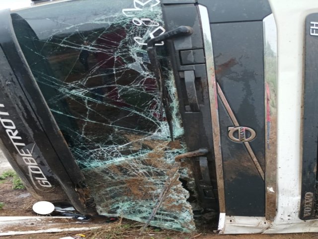 Capim Grosso; Grave acidente envolvendo carreta e carro deixa uma vtima fatal