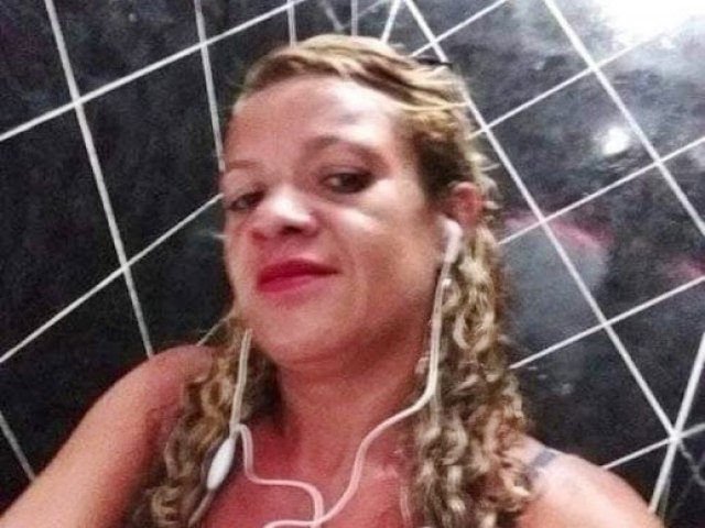 Mulher  perseguida e morta a tiros na Rua do Depsito em Bonfim
