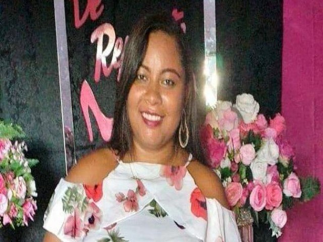 Mulher  encontrada morta dentro de casa com tiro na cabea