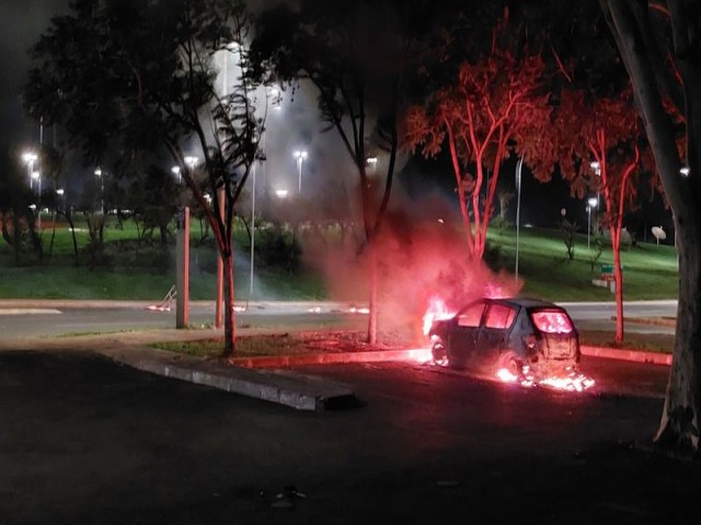 Braslia em Chamas: Governo de transio se manifesta aps ataques bolsonaristas, veja vdeo