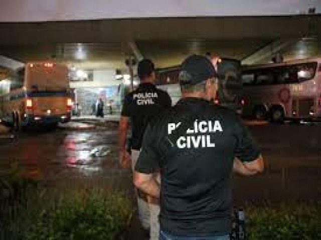 Polcia Civil realiza operao de combate ao trfico de drogas na Rodoviria de Salvador