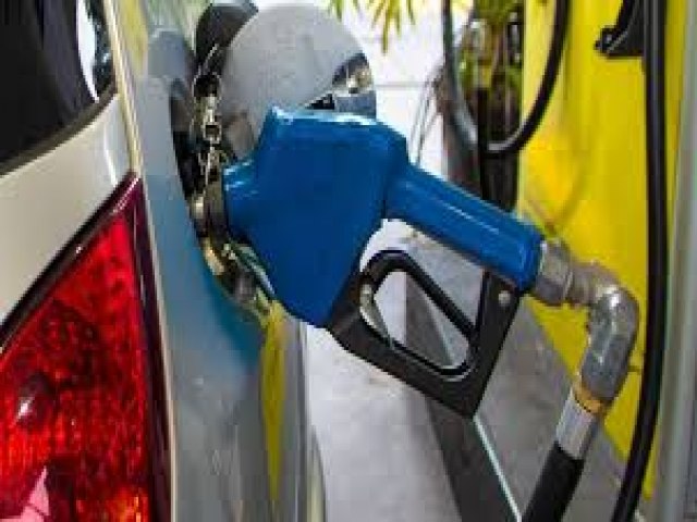Gasolina volta a subir novamente; veja quanto vai pagar pelo combustível