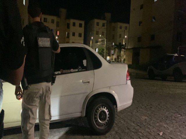 Motorista de aplicativo  assassinado dentro de carro no bairro Conceio