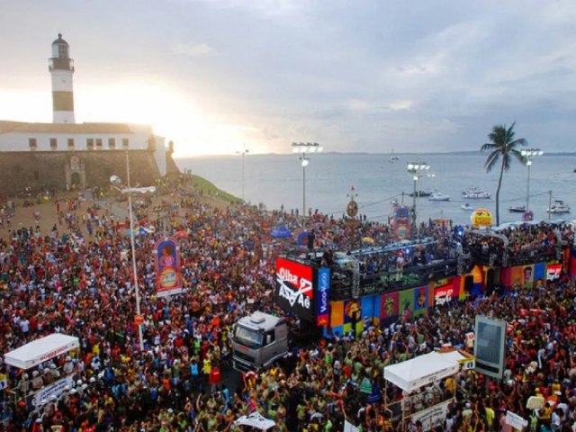 Carnaval de Salvador: confira programao completa do sbado (18), assista vdeos