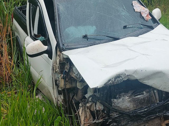 Grave acidente entre veculos na BR 324 em Jacobina