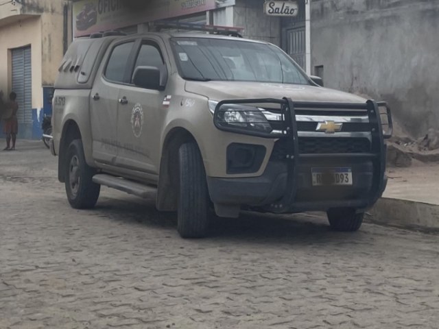 Santo Estvo: Ajudante de mecnico  assassinado com vrios tiros dentro de oficina