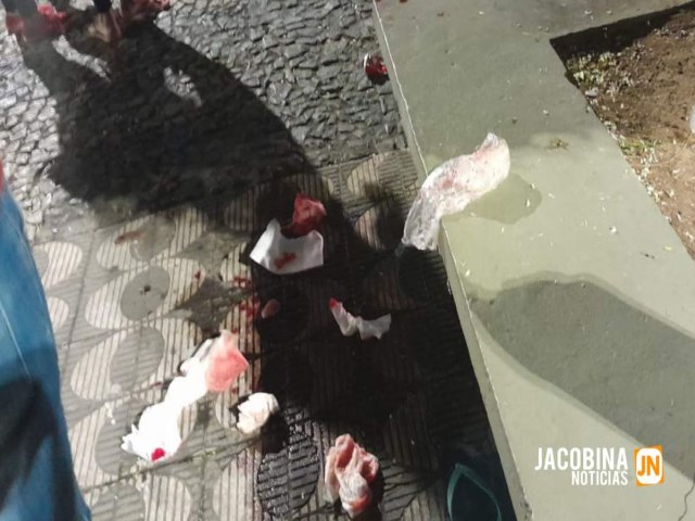 Vendedor de lanche  agredido com pedrada no rosto em Jacobina