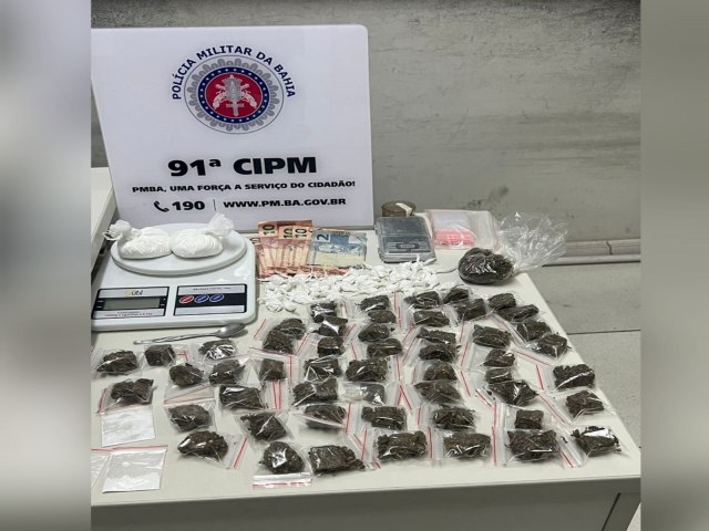 POLICIA MILITAR DA BAHIA REALIZA APREENSO DE DROGAS EM CAPIM GROSSO