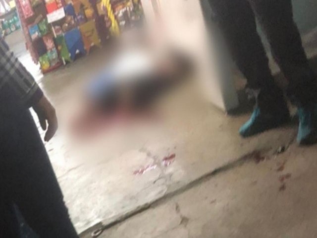 Jovem  assassinado a tiros dentro de estabelecimento comercial em Juazeiro-Ba; vtima identificada